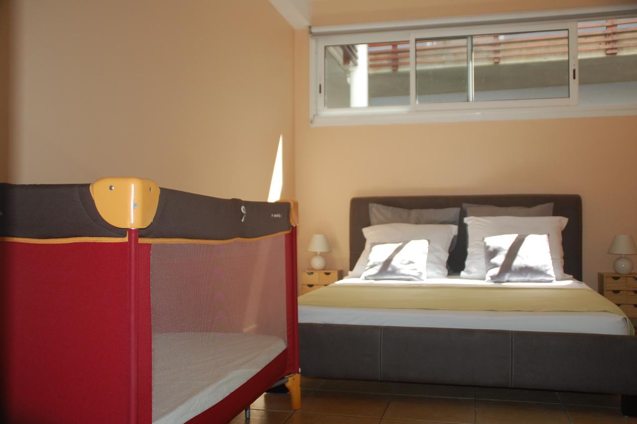 Appartement Meublé de Tourisme Saint Pierre Esterno foto