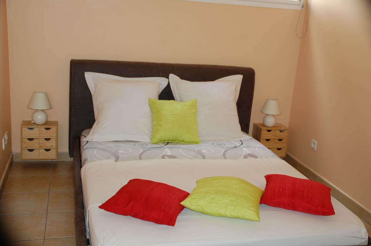 Appartement Meublé de Tourisme Saint Pierre Esterno foto